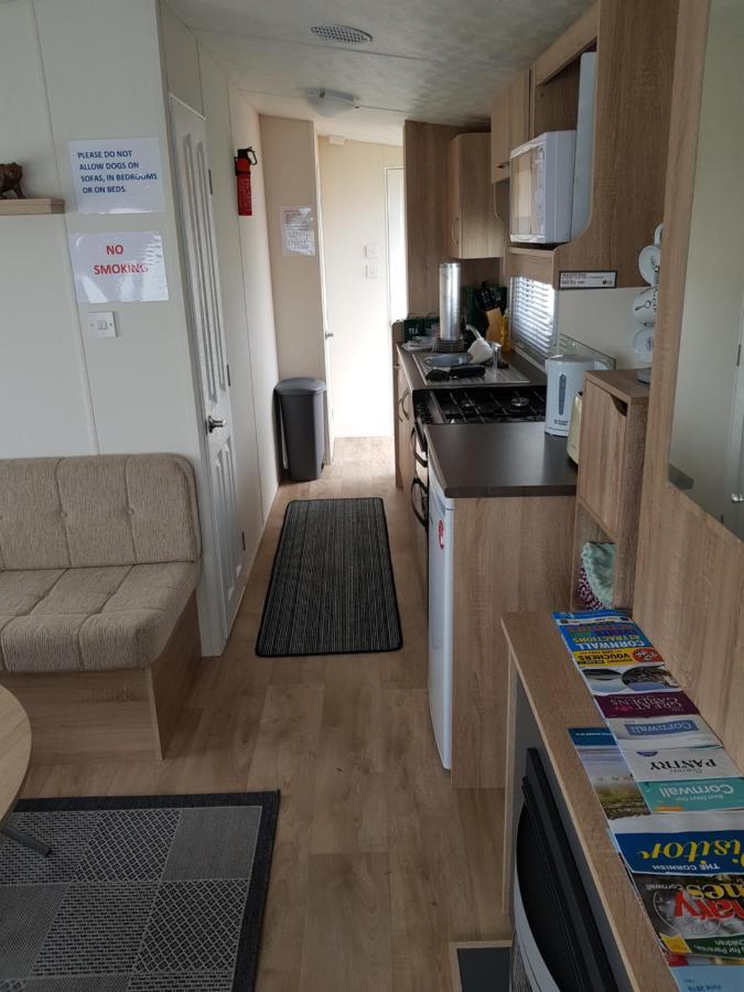 Delta Santana Looe Exterior foto